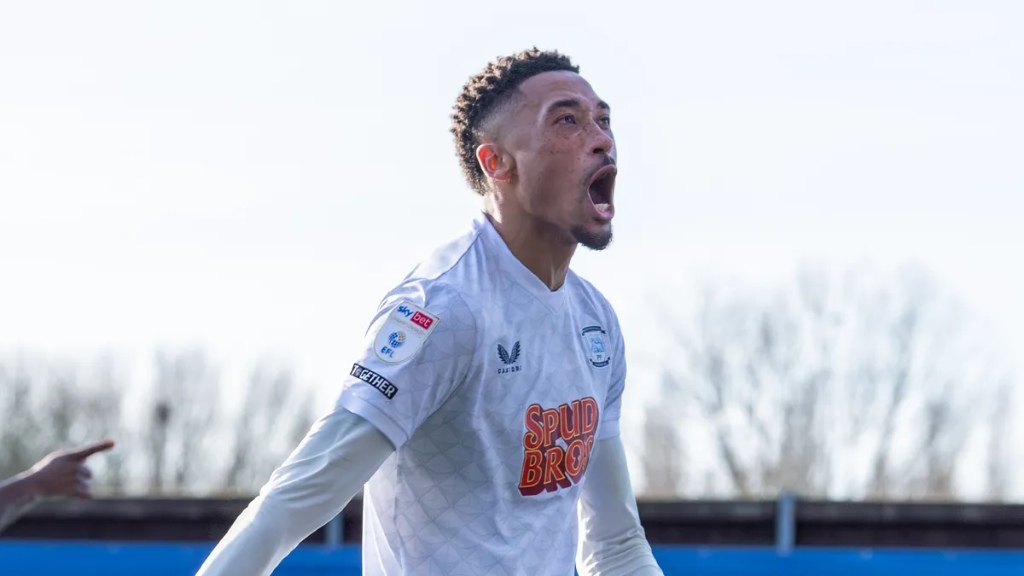 2025年最后一场主场赛事！与诺里奇城的对决即将展开，速来Deepdale见证精彩！